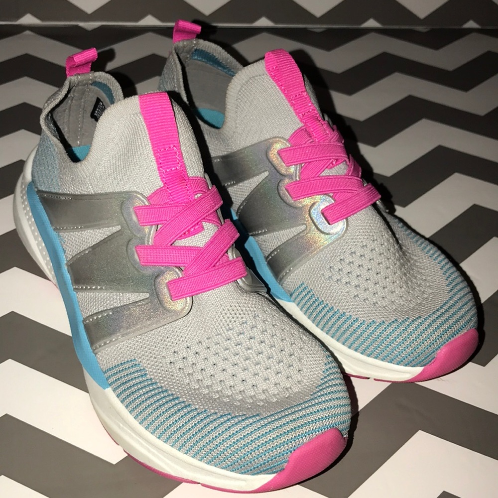 Athletic Works stretch sneakers
